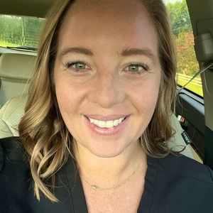 Meet your Posher, Hope